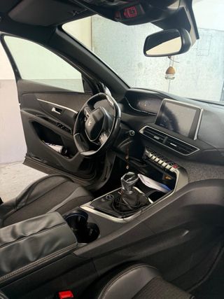 Peugeot 5008 GT Line 7 plazas 1.6 130 CV – 2018 –