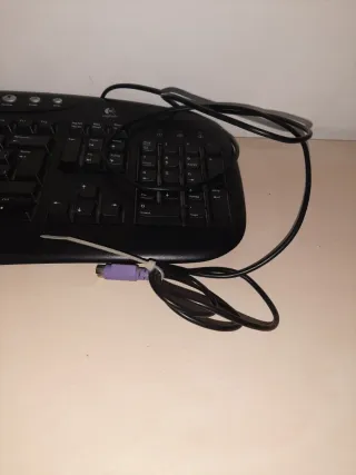 Teclado Logitech Negro