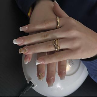 Uñas en parla , madrid en practicas a 10 euros.