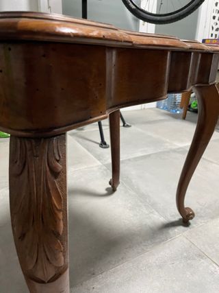 Mesa de centro estilo parisino