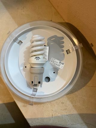 Lote 4 plafones y 1 lámpara techo