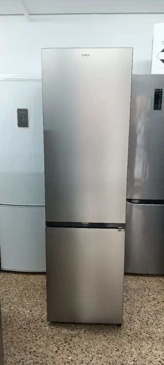Nevera combi con tara nueva Candy plateada