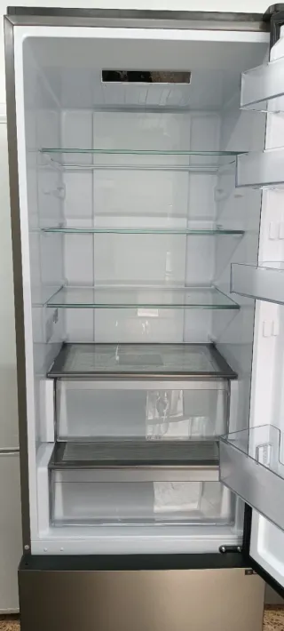 Nevera combi con tara nueva Candy plateada