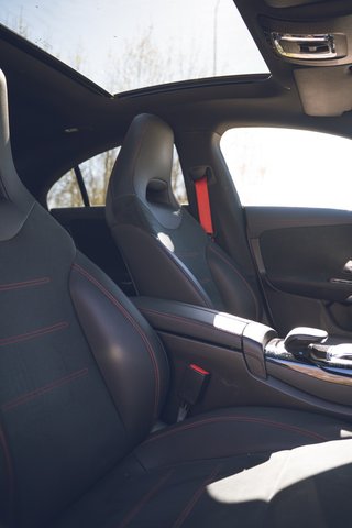 MERCEDES-BENZ CLA 45 S AMG 4MATIC+ (2023)