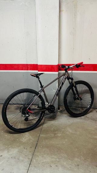 Bicicleta BH Spike