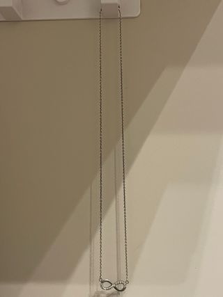 Collana argentata con infinito