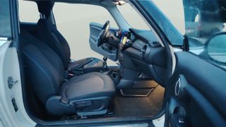 MINI MINI Cooper D 85 kW (116 CV)