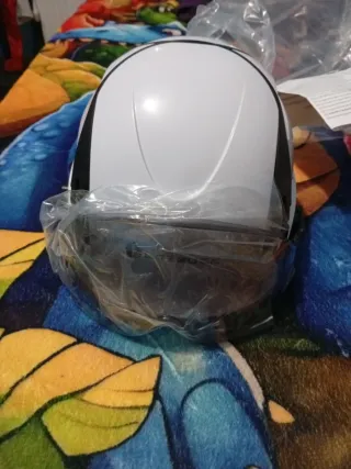 Casco Moto/Bici Blanco con Visera