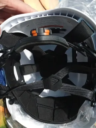 Casco Moto/Bici Blanco con Visera