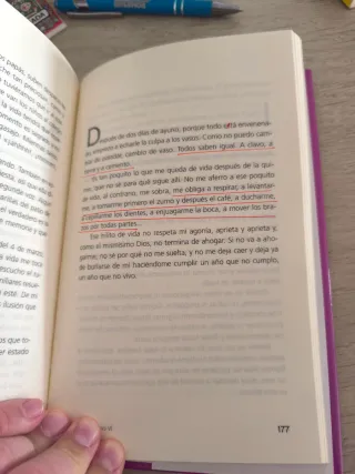 Anoche soñé que tenía pechos : itienerario de u...