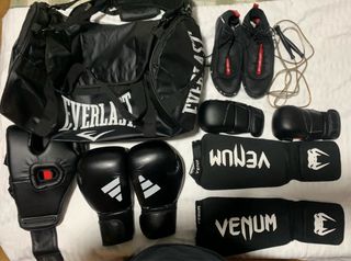 Kit Boxeo MMA Everlast Venum Adidas