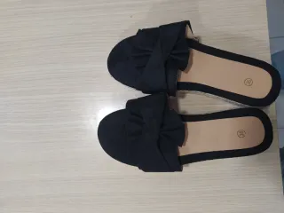 Sandalias negras con lazo talla 38