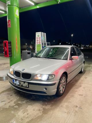 BMW Serie 3 2004 leer anuncio