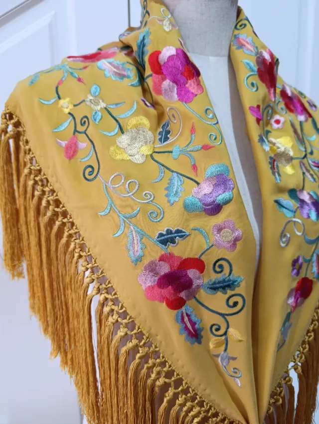 Mantoncillo de cadete