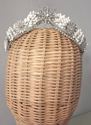 Tiara Novia Plata y Blanco