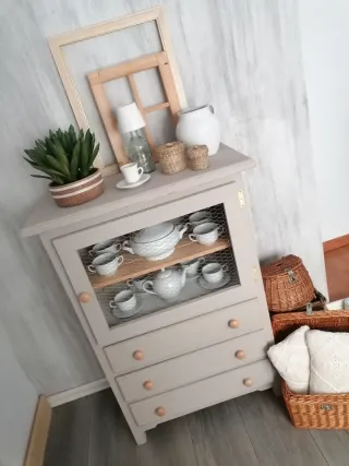 Aparador vitrina restaurado