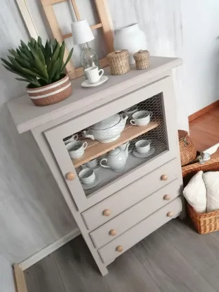 Aparador vitrina restaurado