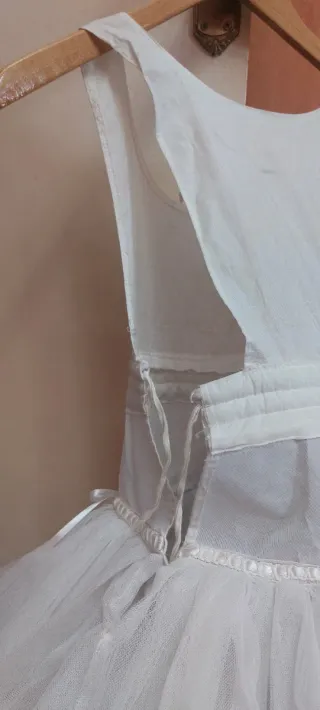 Cancán de niña blanco