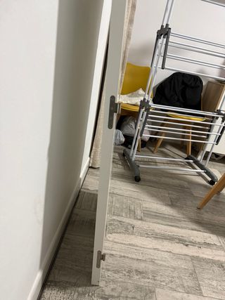 Puerta interior blanca moderna