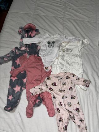 Pack Ropa Prematuro: 12 Pijamas, 6 Bodis, 3 Mayas
