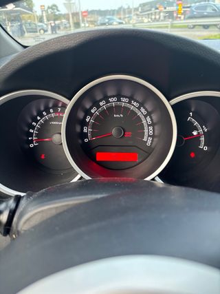 KIA VENGA 1.4 CVVT 90cv | ÚNICO DUEÑO | 64.000km