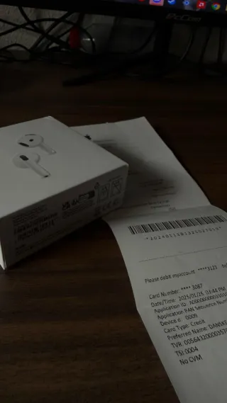 AirPods 4 ANC
