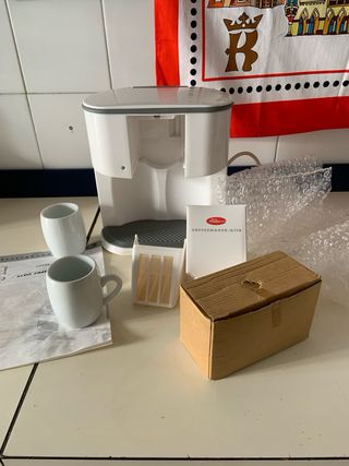 Cafetera electrica dos tazas