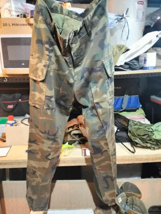 Pantalón militar camuflaje