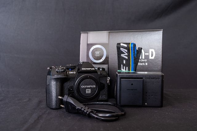 Fotocamera Olympus OM-D E-M1 Mark III