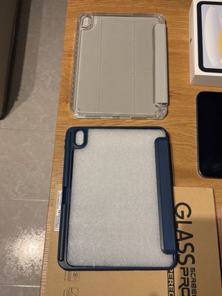 iPad 10ª Gen + Accesorios