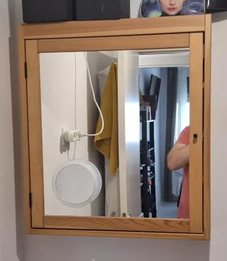 Mueble/armario de baño con espejo de madera