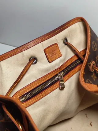 Bolsa de mano de piel