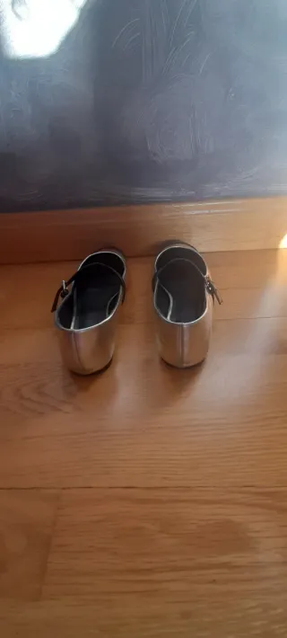 Bailarinas plateadas y negras de Pourchet