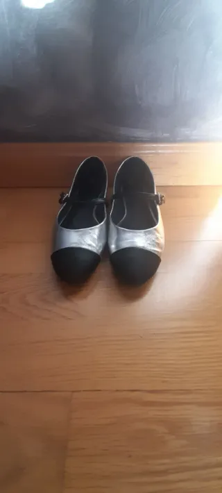 Bailarinas plateadas y negras de Pourchet