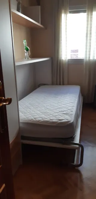 Cama abatible como nueva + somier