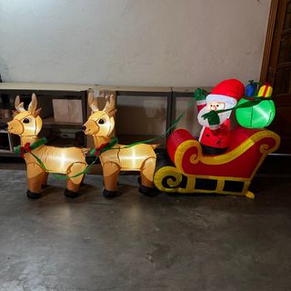 Papá Noel inflable HOMCOM con trineo