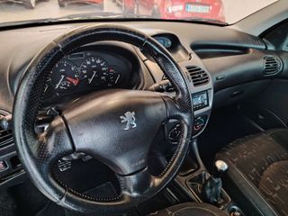 Peugeot 206 2002