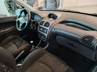 Peugeot 206 2002