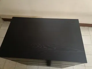 Cómoda Malm Ikea Negra-Marrón.