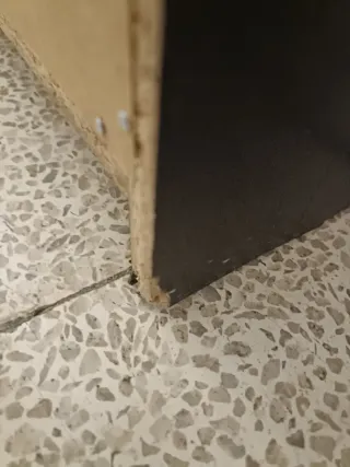 Cómoda Malm Ikea Negra-Marrón.