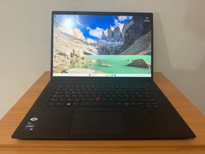 Portátil Lenovo Thinkpad.