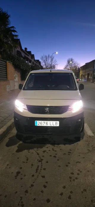 Peugeot Partner 2021