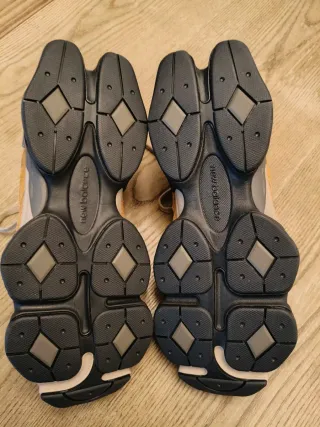 New Balance 9060 ZTD Scarpe Uomo Donna