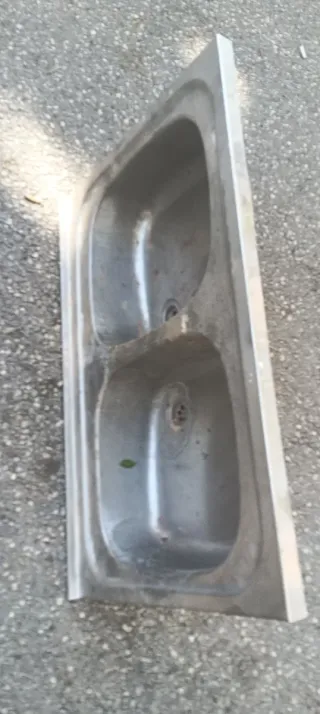 Fregadero doble seno metálico