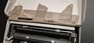 Olivetti Dora auténtica máquina de escribir