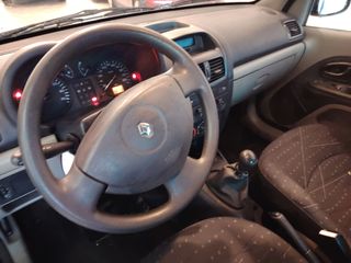 Renault Clio 2001