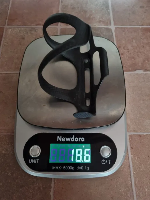 Portabidón lateral derecho carbono