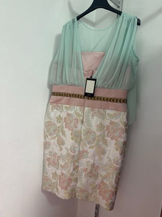 Vestido elegante verde y rosa