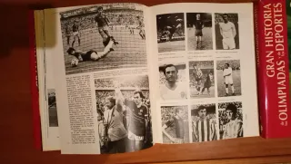 3 libros de deportes + 1 atlas antiguo