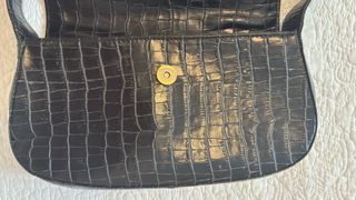 Bolso negro efecto piel